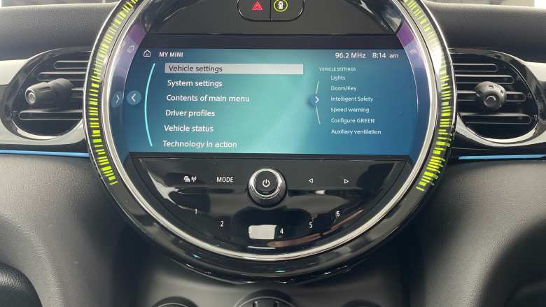 MINI Hatchback 1.5 Cooper Classic Premium 3dr Auto Petrol Hatchback